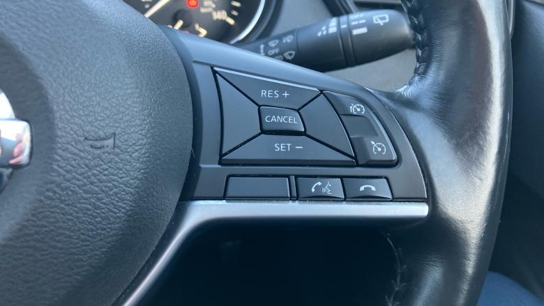 Nissan X-Trail 1.7 dCi Tekna 5dr 4WD [7 Seat] Diesel Station Wagon